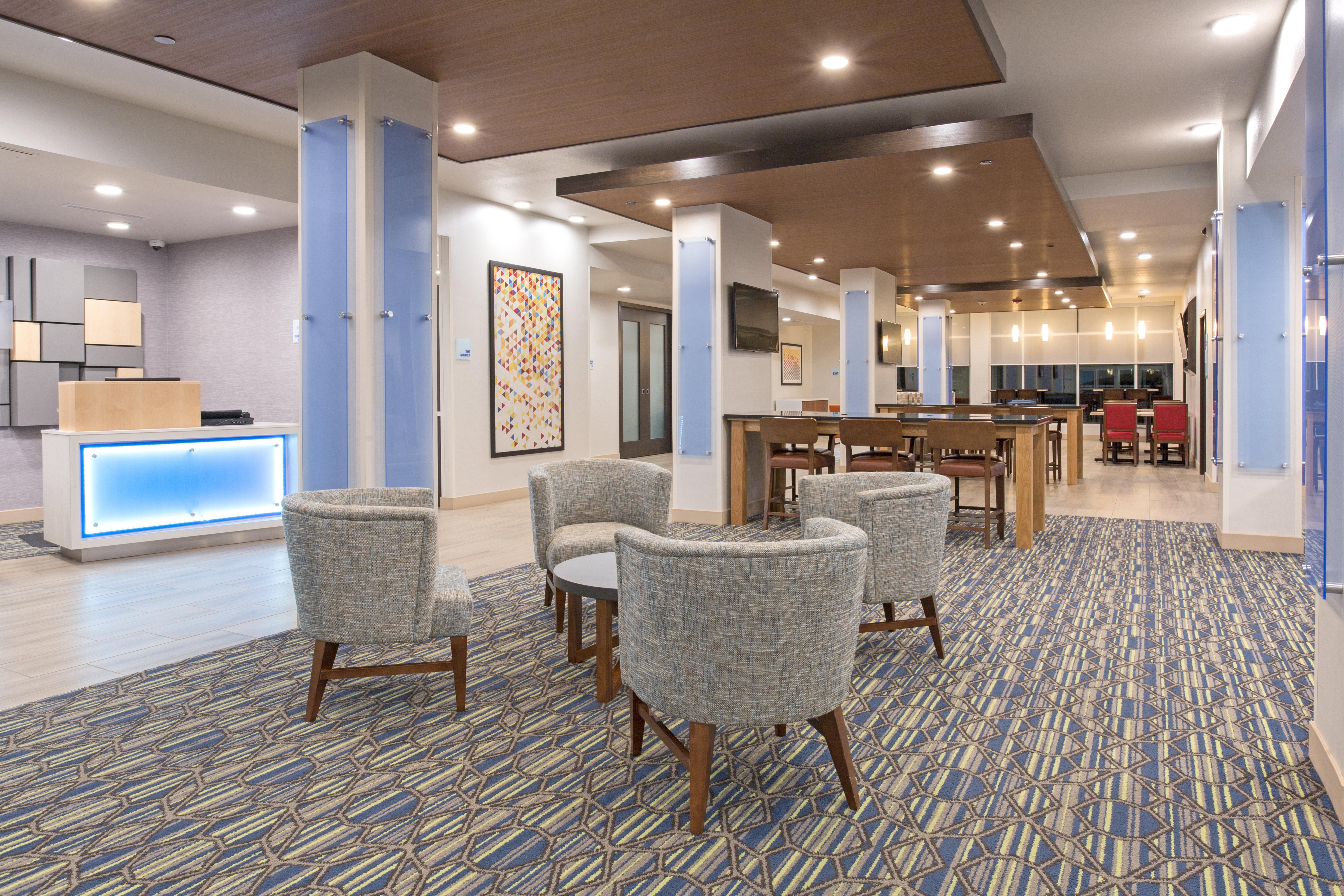 Holiday Inn Express & Suites Lincoln I - 80 By Ihg Exterior foto