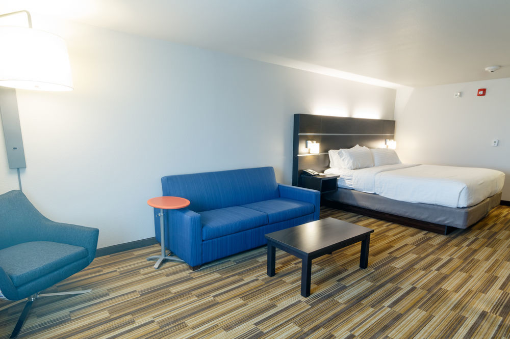 Holiday Inn Express & Suites Lincoln I - 80 By Ihg Exterior foto